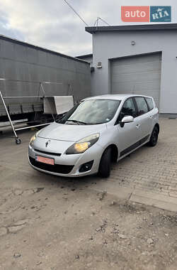 Мінівен Renault Grand Scenic 2009 в Луцьку