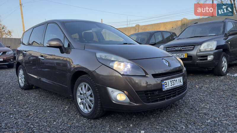 Минивэн Renault Grand Scenic 2010 в Полтаве