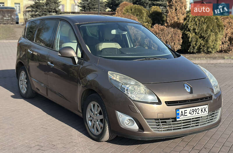 Минивэн Renault Grand Scenic 2009 в Днепре
