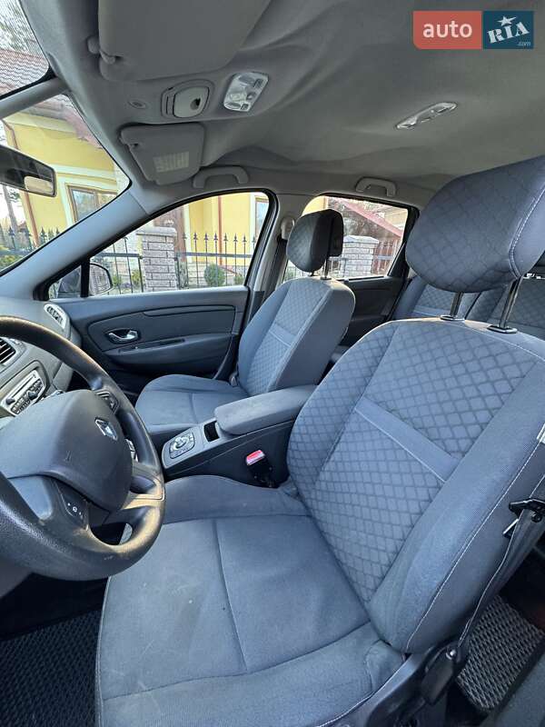 Минивэн Renault Grand Scenic 2009 в Новояворовске