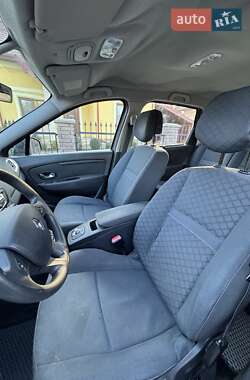 Минивэн Renault Grand Scenic 2009 в 