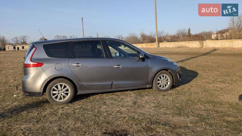 Мінівен Renault Grand Scenic 2010 в Дніпрі
