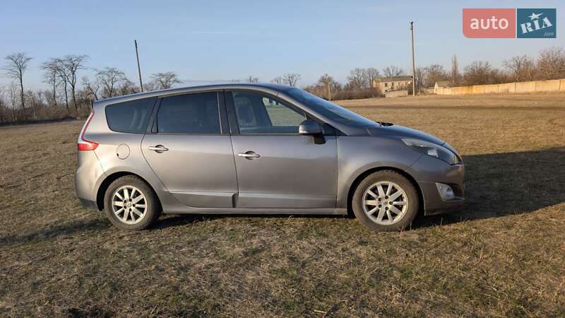 Мінівен Renault Grand Scenic 2010 в Дніпрі