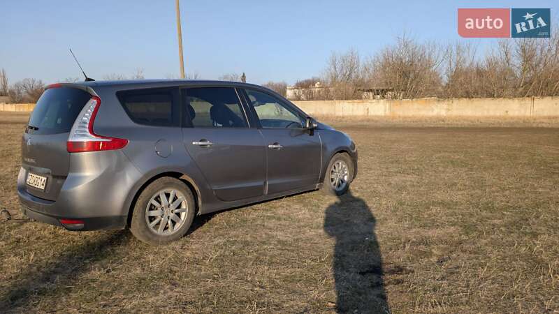 Мінівен Renault Grand Scenic 2010 в Дніпрі