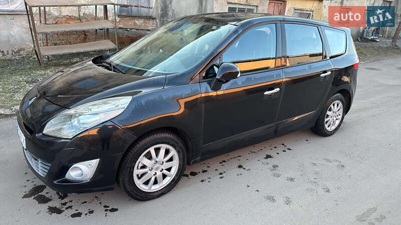 Минивэн Renault Grand Scenic 2009 в Ровно