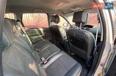 Минивэн Renault Grand Scenic 2011 в 