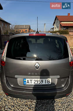 Мінівен Renault Grand Scenic 2014 в 