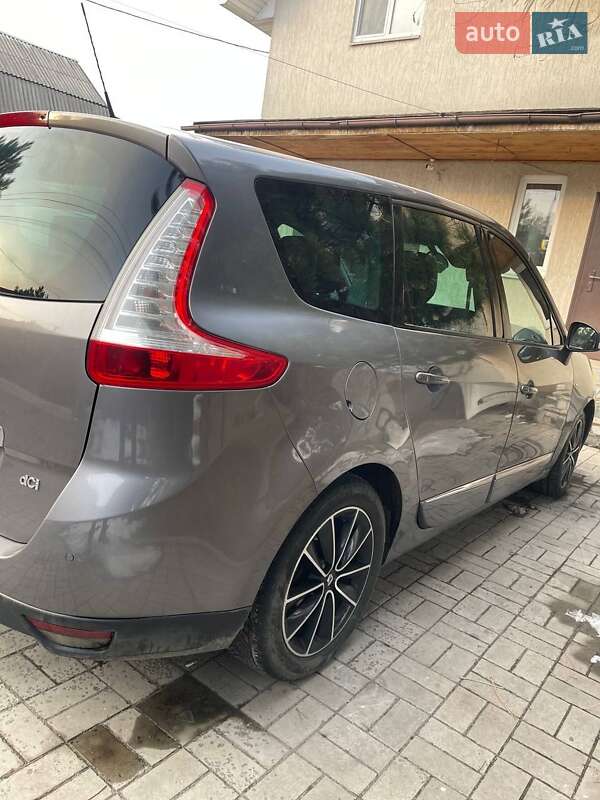 Мінівен Renault Grand Scenic 2012 в Дніпрі