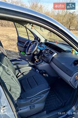 Минивэн Renault Grand Scenic 2006 в 