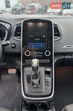Минивэн Renault Grand Scenic 2018 в 