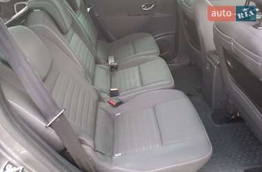 Минивэн Renault Grand Scenic 2015 в 