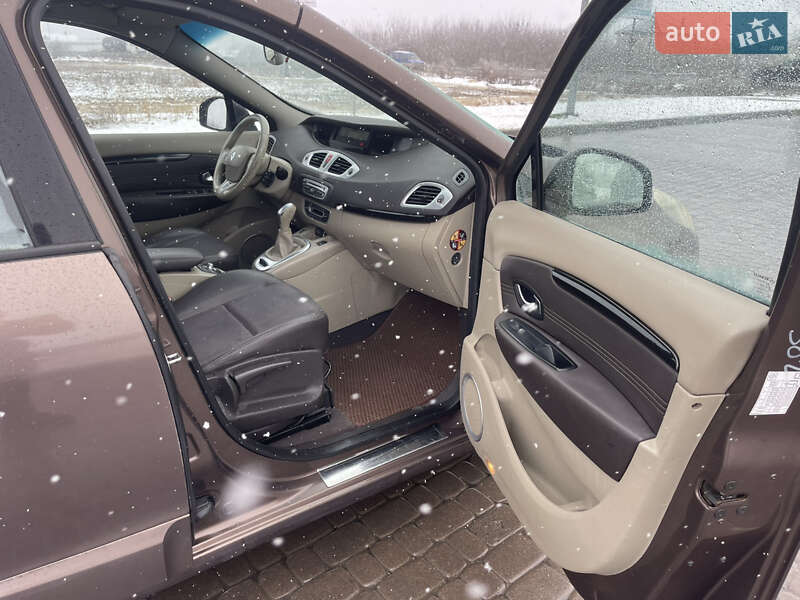 Мінівен Renault Grand Scenic 2009 в Львові