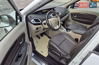 Минивэн Renault Grand Scenic 2009 в 