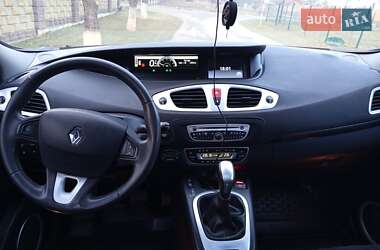 Мінівен Renault Grand Scenic 2010 в 
