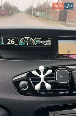 Минивэн Renault Grand Scenic 2013 в 