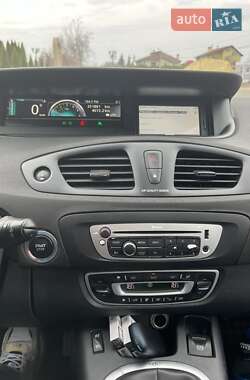 Минивэн Renault Grand Scenic 2012 в 