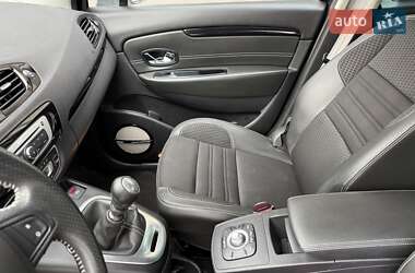 Мінівен Renault Grand Scenic 2015 в 