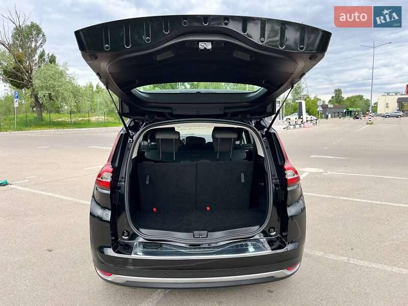 Минивэн Renault Grand Scenic 2017 в Киеве