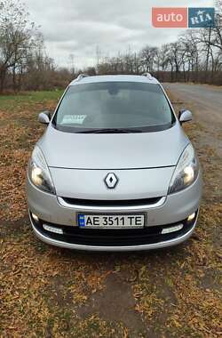 Мінівен Renault Grand Scenic 2013 в 