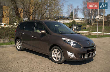 Мінівен Renault Grand Scenic 2010 в 