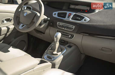 Мінівен Renault Grand Scenic 2010 в 