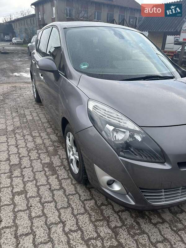 Мінівен Renault Grand Scenic 2011 в Калуші фото 3 Мінівен Renault Grand Scenic 2011 в Калуші
