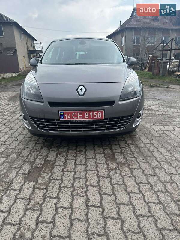 Мінівен Renault Grand Scenic 2011 в Калуші фото 28 Мінівен Renault Grand Scenic 2011 в Калуші