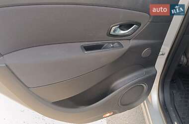 Минивэн Renault Grand Scenic 2009 в 