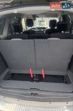 Минивэн Renault Grand Scenic 2013 в 