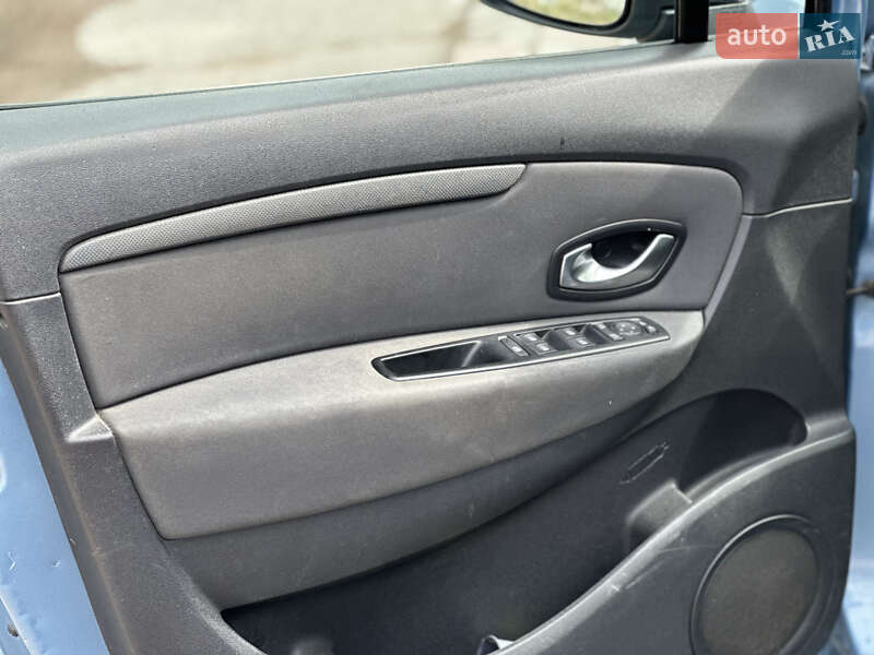 Минивэн Renault Grand Scenic 2010 в Коростене