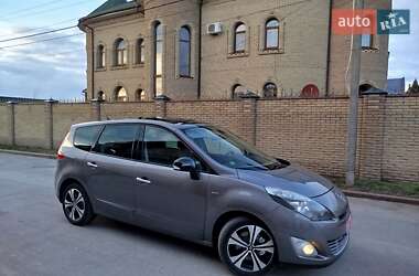 Минивэн Renault Grand Scenic 2011 в 