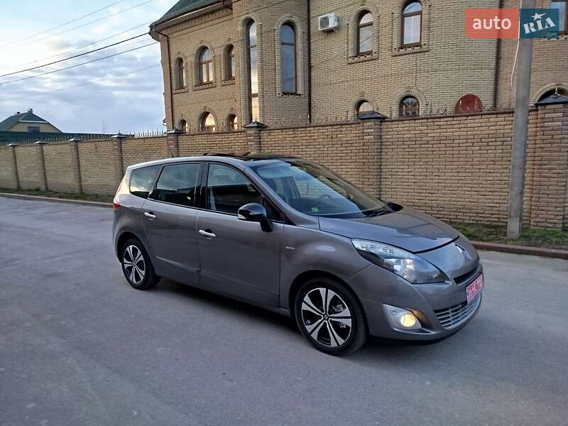 Renault Grand Scenic 2011