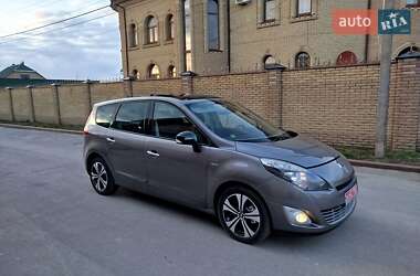 Минивэн Renault Grand Scenic 2011 в 