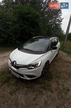 Минивэн Renault Grand Scenic 2016 в 