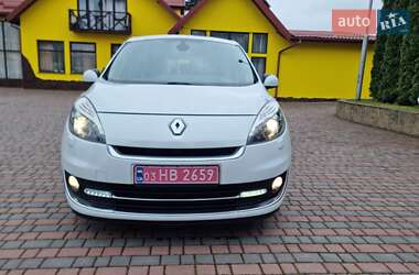 Минивэн Renault Grand Scenic 2012 в 