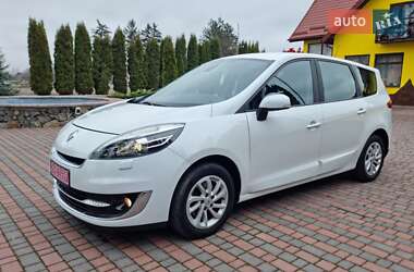 Минивэн Renault Grand Scenic 2012 в 
