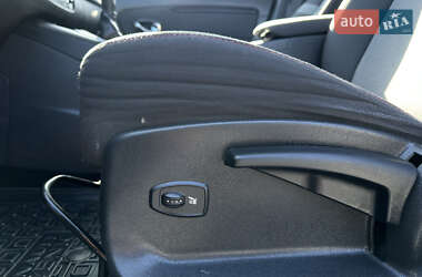 Минивэн Renault Grand Scenic 2014 в 