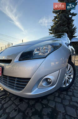 Мінівен Renault Grand Scenic 2009 в 