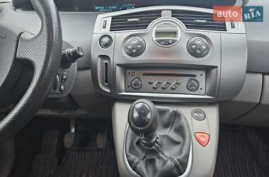 Минивэн Renault Grand Scenic 2006 в 