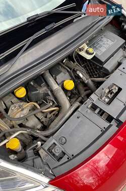 Минивэн Renault Grand Scenic 2010 в 