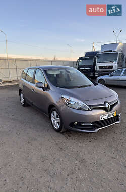 Минивэн Renault Grand Scenic 2013 в 