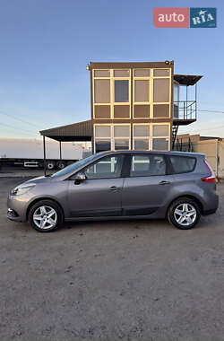 Минивэн Renault Grand Scenic 2013 в 