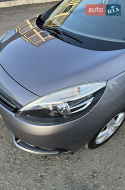 Минивэн Renault Grand Scenic 2013 в 