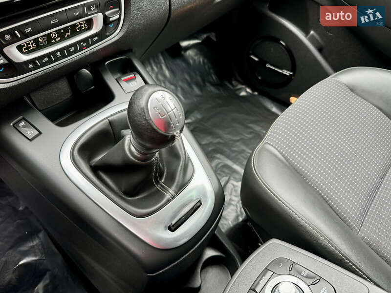Мінівен Renault Grand Scenic 2013 в Луцьку