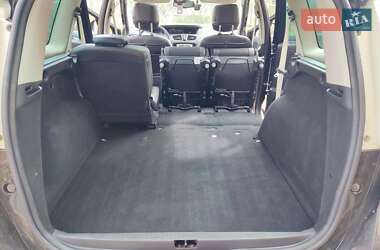 Минивэн Renault Grand Scenic 2015 в 