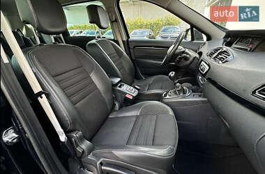 Минивэн Renault Grand Scenic 2015 в 