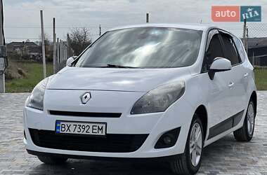 Минивэн Renault Grand Scenic 2009 в 
