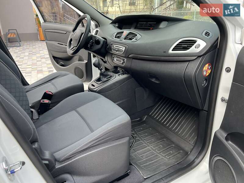 Мінівен Renault Grand Scenic 2009 в Тернополі