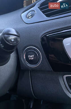 Мінівен Renault Grand Scenic 2013 в 
