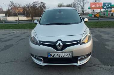 Минивэн Renault Grand Scenic 2015 в 